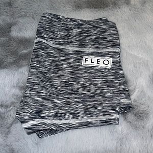 Fleo shorts
